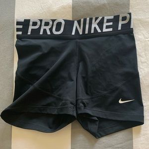 Nike pro shorts size small